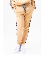 Spodnie spodnie damskie kolor pomarańczowy z aplikacją - Answear.com Hype