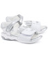 Sandały dziecięce Clarks Wiggle Toes - Białe Skórzane Sandały Dziecięce - 26106831
