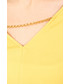 Bluzka Bialcon Luźna żółta bluzka z łańcuszkiem przy dekolcie