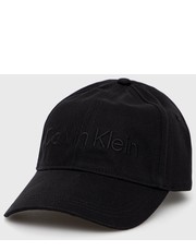 Czapka czapka bawełniana kolor czarny z aplikacją - Answear.com Calvin Klein 