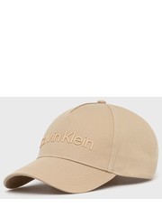 Czapka czapka bawełniana kolor beżowy z aplikacją - Answear.com Calvin Klein 