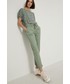Spodnie Medicine spodnie damskie kolor zielony fason chinos high waist