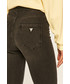 Spodnie Guess Jeans - Szorty W0GD20.D3Y22