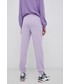 Spodnie Vero Moda Spodnie damskie kolor fioletowy z nadrukiem