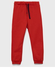 Spodnie United Colors of Benetton spodnie dresowe bawełniane dziecięce kolor czerwony gładkie - Answear.com United Colors Of Benetton