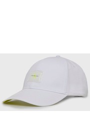 Czapka czapka kolor biały z aplikacją - Answear.com Calvin Klein Jeans