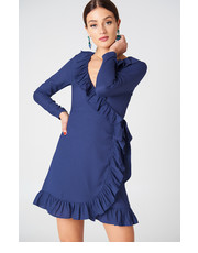 sukienka Kopertowa sukienka z długim rękawem i falbaną - NA-KD.com