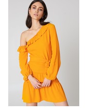 sukienka Sukienka z odkrytymi ramionami - NA-KD.com