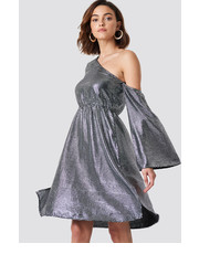 sukienka Asymetryczna sukienka z cekinami - NA-KD.com