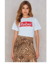 bluzka T-Shirt Rebel Frame Boyfriend - NA-KD.com