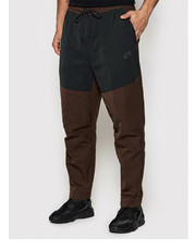 Spodnie męskie Spodnie dresowe Tech Essentials CU4487 Brązowy Standard Fit - modivo.pl Nike