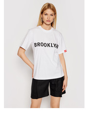 Bluzka T-Shirt Brooklyn 2221JTS002511A Biały Regular Fit - modivo.pl Victoria Victoria Beckham