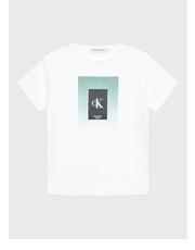 Bluzka T-Shirt Gradient Box Logo IU0IU00296 Biały Regular Fit - modivo.pl Calvin Klein Jeans