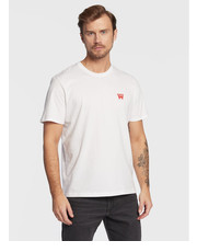 T-shirt - koszulka męska T-Shirt Sign Off W70MD3989 112321344 Biały Regular Fit - modivo.pl Wrangler